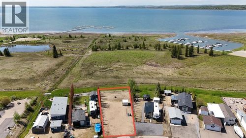 10046 Township Road 422 Road, Rural Ponoka County, AB, T4J1V9 | Card Image