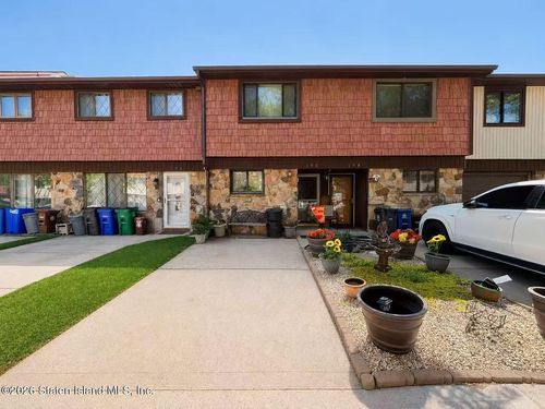 196 Rolling Hill Grn, Staten Island, NY, 10312-1803 | Card Image