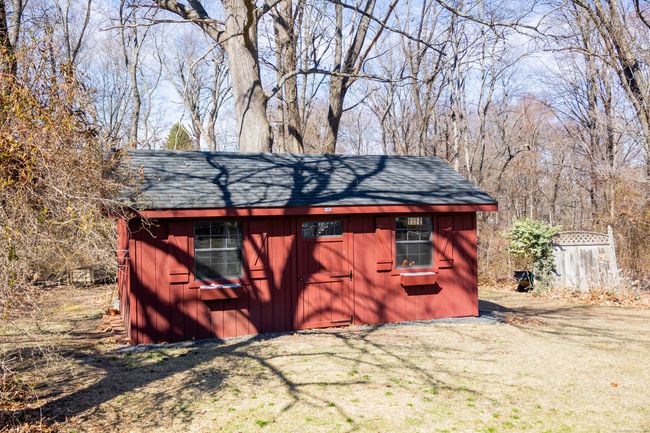 20 Maple Ave, House other with 3 bedrooms, 2 bathrooms and null parking in Broad Brook CT | Image 40