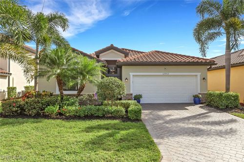 12952 Broomfield Ln, FORT MYERS, FL, 33913-2635 | Card Image