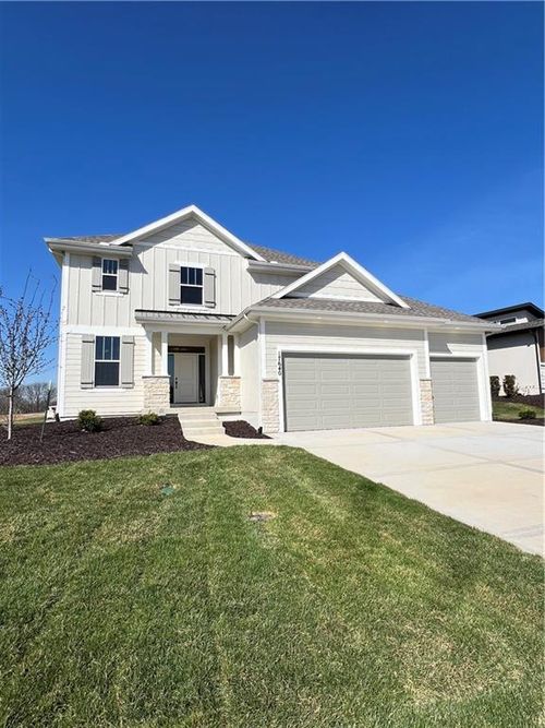 17640 High St, Overland Park, KS, 66085-8605 | Card Image