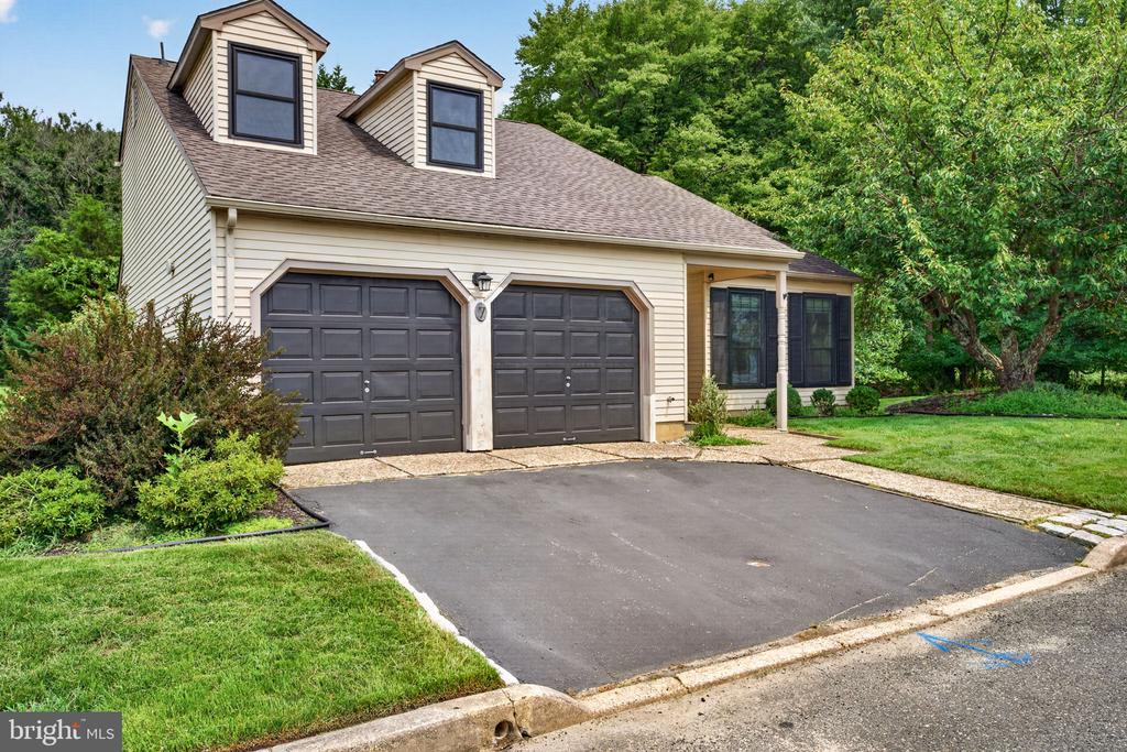 Residential in MEDFORD 2