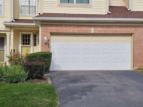 0-727 Littleton Trl, Elgin, IL, 60120-7003 | Card Image