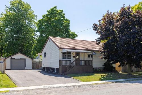 37 Concession Road, Fort Erie, ON, L2A4G3 | Card Image