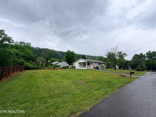 3421 Bellgreen Lane, Knoxville, TN, 37918 | Card Image