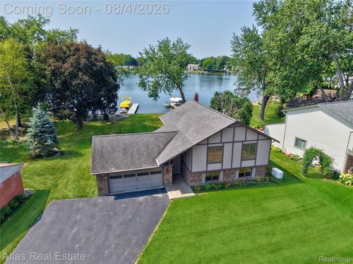 10334 Dar Ln, Goodrich, MI, 48438-9405 | Card Image