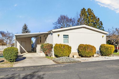 41-3955 S Stage Rd, Medford, OR, 97501-9572 | Card Image