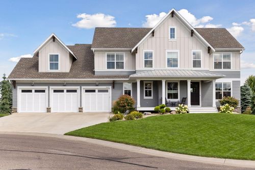 5655 Comstock Ln N, Plymouth, MN, 55446-3864 | Card Image