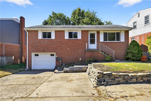 201 Grant Ave, Mcknight, PA, 15237-1967 | Card Image