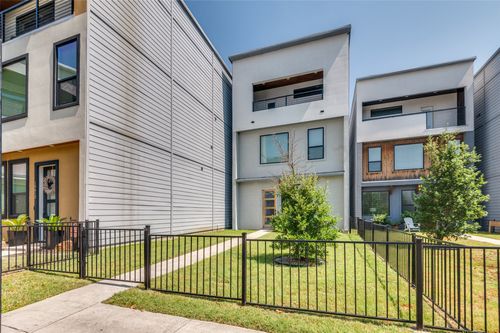 10618 Greengarden Rd, Dallas, TX, 75218-1106 | Card Image