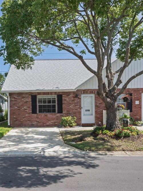 10a-6709 Devonshire Ln, NEW PORT RICHEY, FL, 34653-3951 | Card Image
