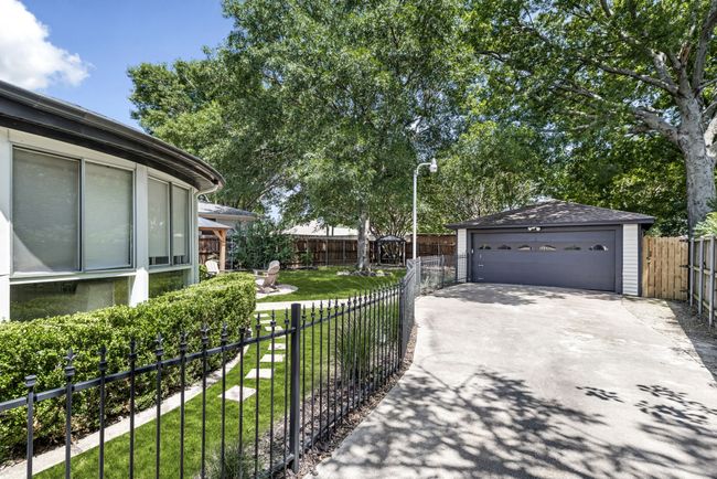 6650 Santa Anita Dr, House other with 3 bedrooms, 2 bathrooms and null parking in Dallas TX | Image 38