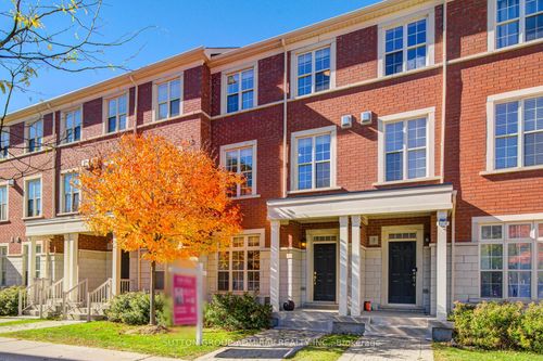 9 Vandaam Lane, Markham, ON, L6C0P1 | Card Image