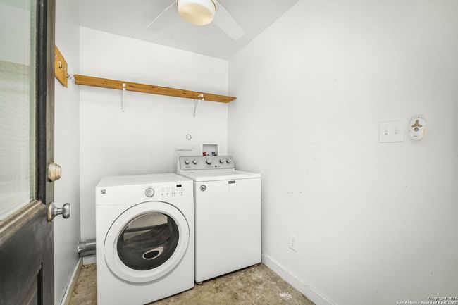 150 W Faust St, House other with 2 bedrooms, 3 bathrooms and null parking in New Braunfels TX | Image 33