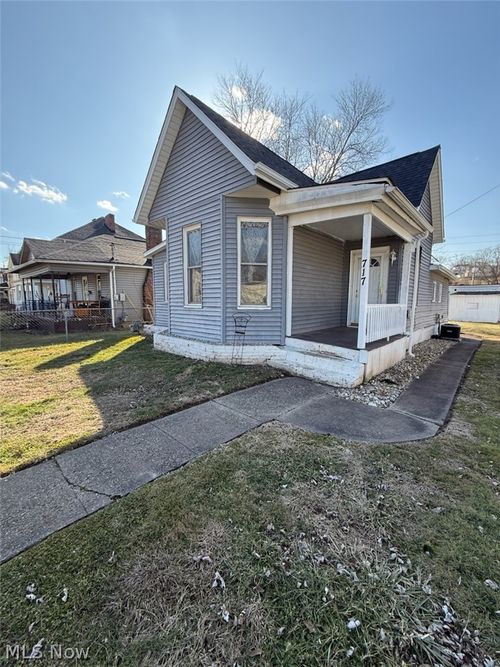 717 Spangler Dr, Zanesville, OH, 43701-5245 | Card Image