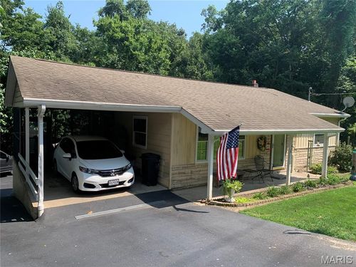 1223 W Cape Rock Dr, Cape Girardeau, MO, 63701-2601 | Card Image