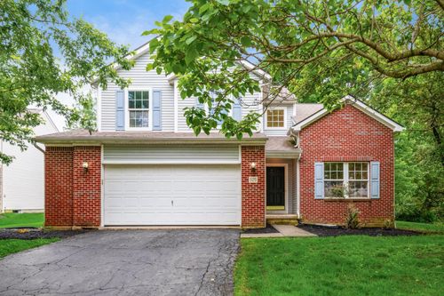 325 Penwood Ct, Pataskala, OH, 43062-7352 | Card Image