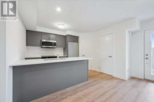 41-940 St. David Street N, Centre Wellington (Fergus), ON, N1M0L7 | Card Image