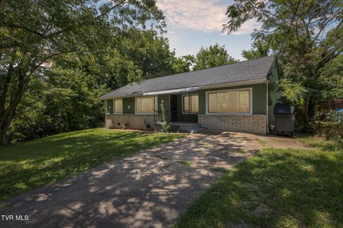 2104 Millye St, Kingsport, TN, 37664-3829 | Card Image