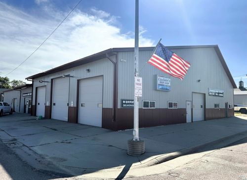 121 E Main St, Beresford, SD, 57004 | Card Image