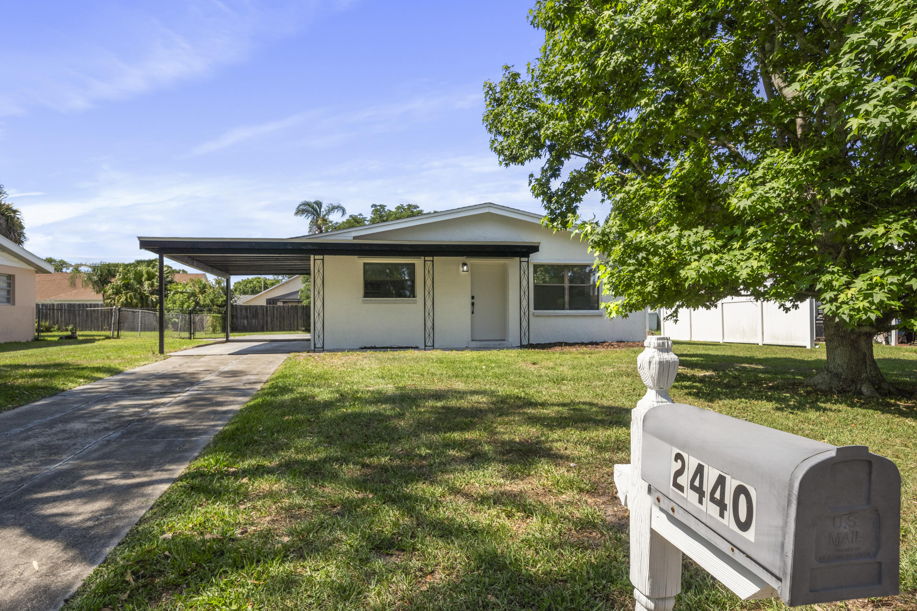 Warwick Rd, Melbourne, FL 32935
