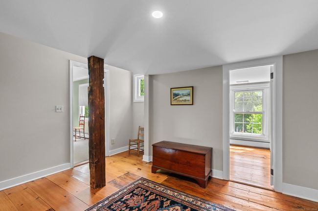 Second floor landing. | Image 26