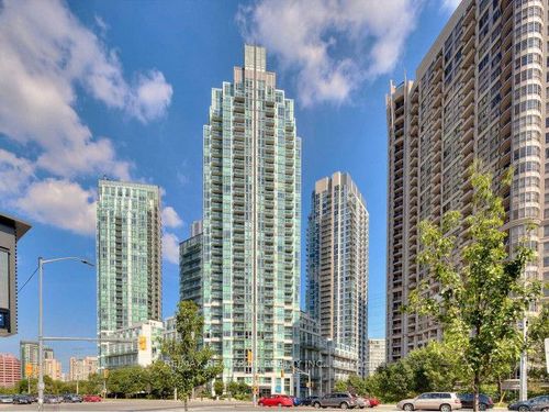 3939 Duke Of York Blvd, Mississauga, ON, L5B4N2 | Card Image