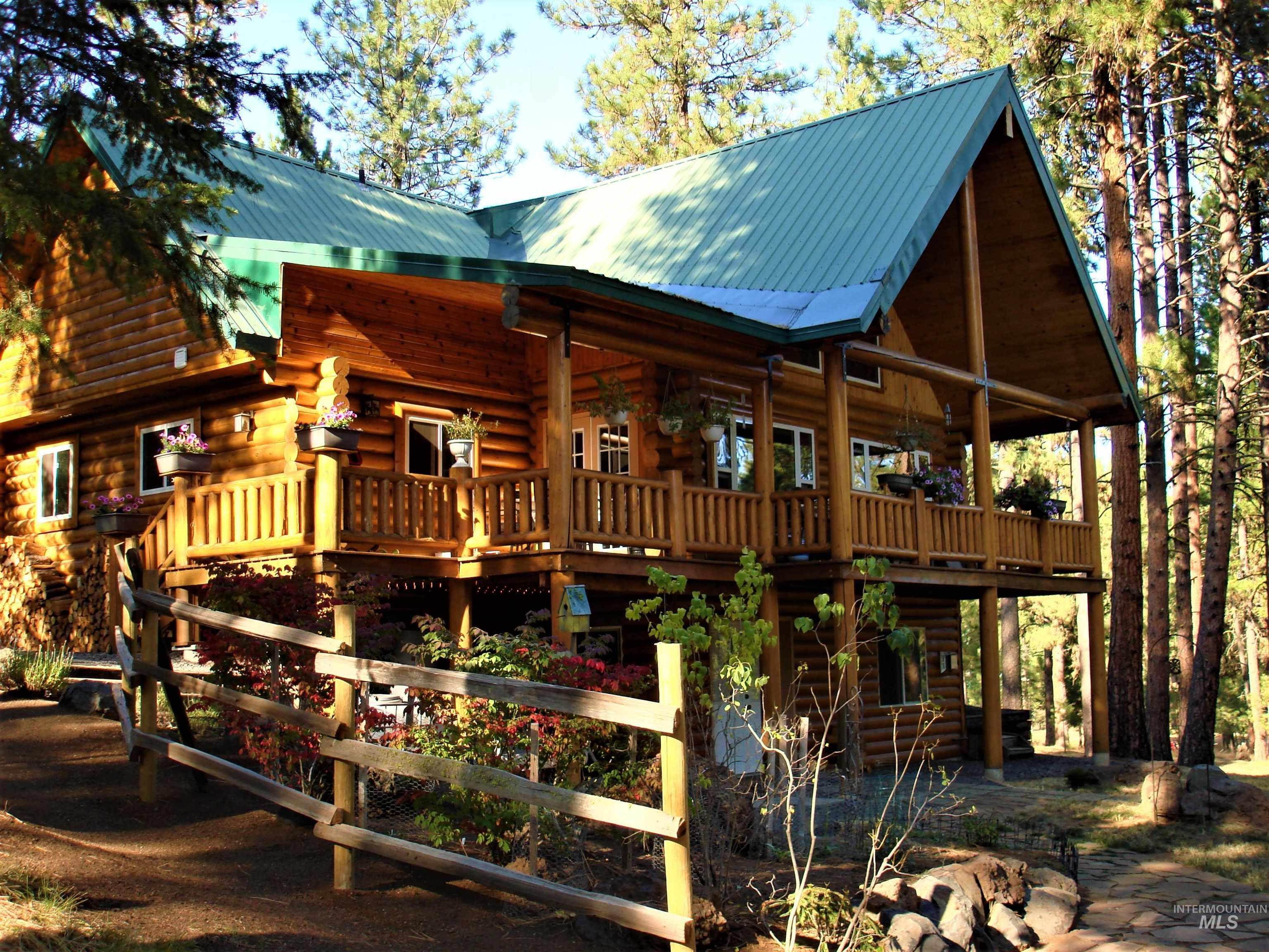 Hagen Ct, New Meadows, ID 83654
