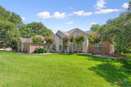 200 Carriage House Rd, Salado, TX, 76571-5716 | Card Image