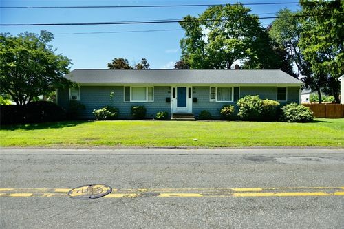 55 Vinton Ave, Cranston, RI, 02920-2803 | Card Image