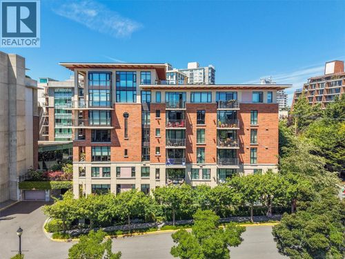 205-827 Fairfield Rd, Victoria, BC, V8V5B2 | Card Image