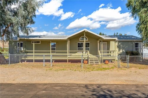 2389 Castle Rock Cir, Bullhead City, AZ, 86442-4604 | Card Image