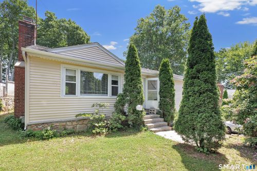 276 Griffin Ave, Bridgeport, CT, 06606-2427 | Card Image