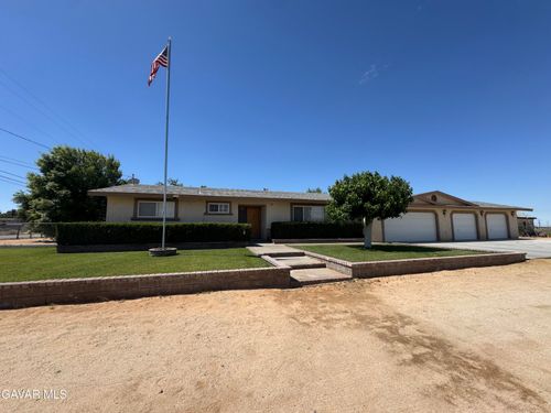 26496 Anderson St, Boron, CA, 93516-1401 | Card Image