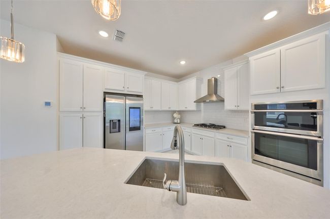 5232 Wishing Arch Dr, House other with 4 bedrooms, 3 bathrooms and null parking in APOLLO BEACH FL | Image 8
