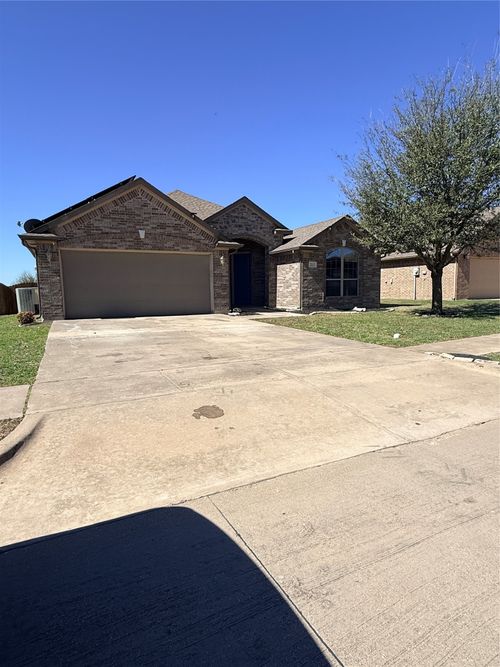 213 Briarstone Drive, Alvarado, TX, 76009 | Card Image