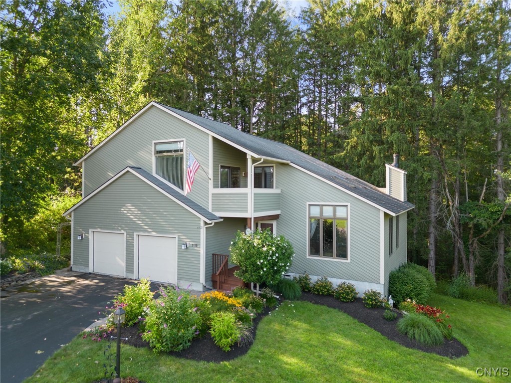 Frenchmans Creek Dr, Phoenix, NY 13135