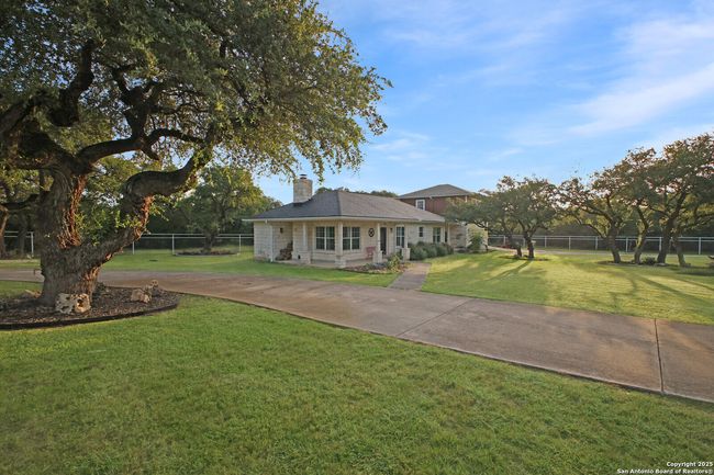 1411 Driftwood Rdg, House other with 6 bedrooms, 3 bathrooms and null parking in Spring Branch TX | Image 8