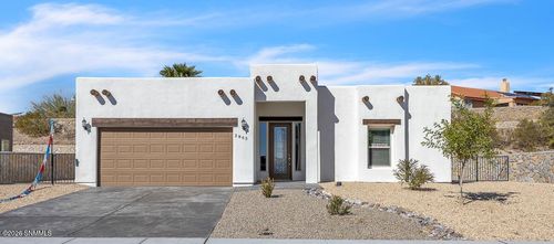 2865 E Springs Rd, Las Cruces, NM, 88011-8161 | Card Image
