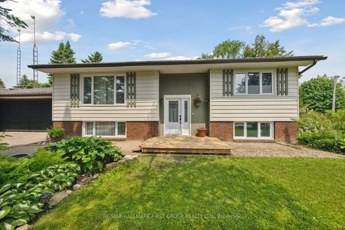 2738 Stephen Dr, Brechin, ON, L0K1B0 | Card Image