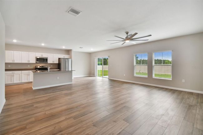 7624 Starflower Way, House other with 4 bedrooms, 2 bathrooms and null parking in Wesley Chapel FL | Image 7