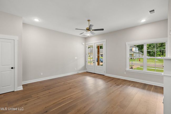 Hackberry | Image 8