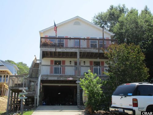 301 Harbour View Dr, Kill Devil Hills, NC, 27948-8630 | Card Image