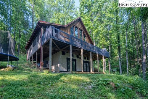8012 Big Ivy Rd, Purlear, NC, 28665-9479 | Card Image