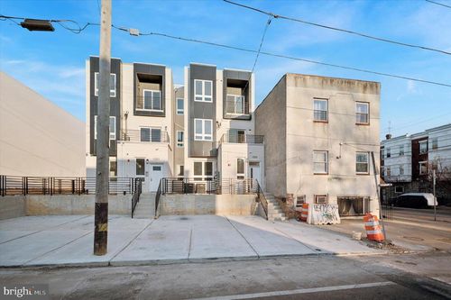 2-5425 Spruce St, PHILADELPHIA, PA, 19139-4061 | Card Image