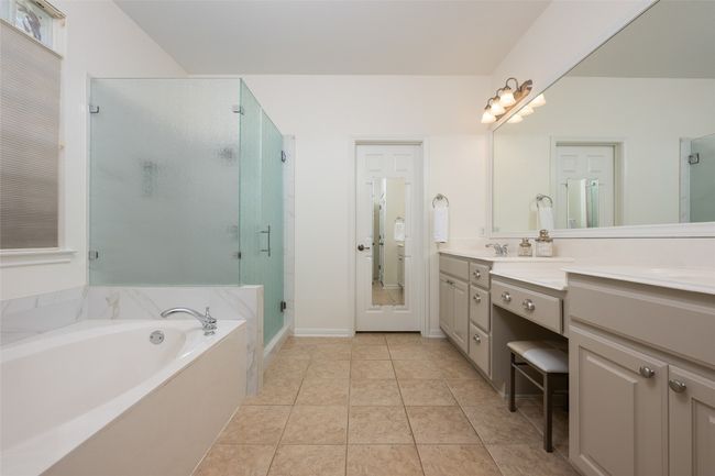 2500 Melekhin Bnd, House other with 5 bedrooms, 4 bathrooms and 4 parking in Cedar Park TX | Image 15