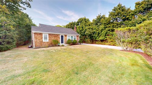 14 Franklin Ave, Westhampton Beach, NY, 11978-2109 | Card Image