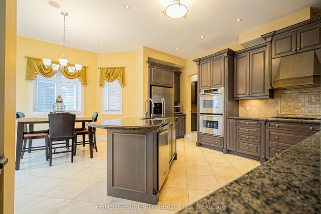 26 Jacob Brill Cres, House other with 6 bedrooms, 5 bathrooms and 4 parking in Brampton ON | Image 13
