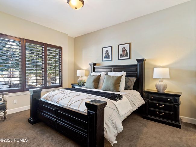 5932 E Big Horn Pkwy, Home with 7 bedrooms, 6 bathrooms and null parking in Eden UT | Image 27