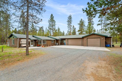 52505 Pine Dr, La Pine, OR, 97739-9053 | Card Image